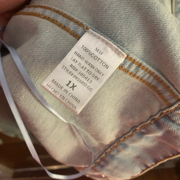 COPY - COPY - Glitzy Girls Boutique embroidered denim plus size 1x - Picture 12 of 15